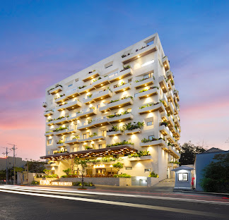 Iconic Long Hai Hotel